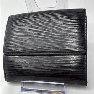 Louis Vuitton Black Epi Leather Elise Compact Tri-Fold Wallet | Unisex | Used |